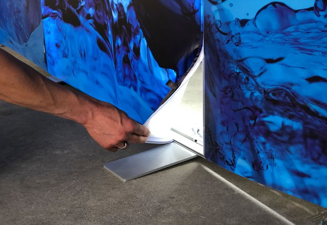 Illuminated frame slide fabric Illuminated frame slide fabric